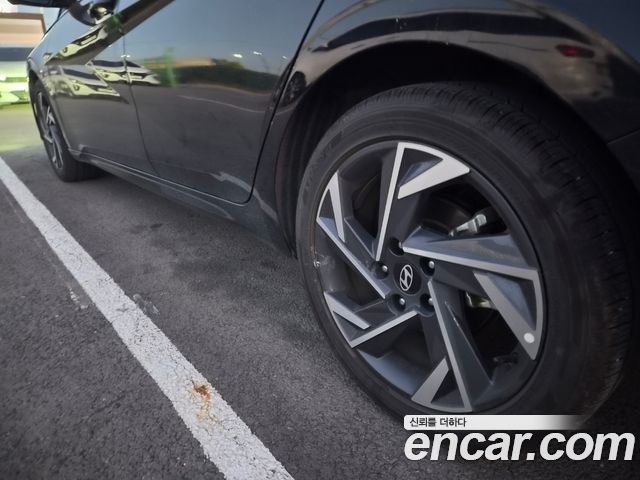 Hyundai AVANTE 2025 — photo 5