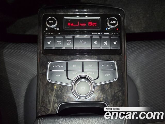 Kia K9 2014 — photo 17