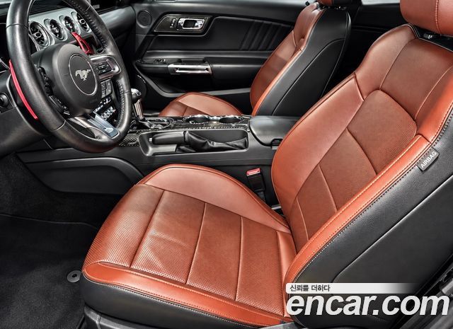 Ford Mustang 2017 — photo 6