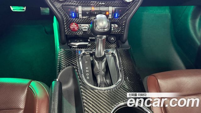 Ford Mustang 2017 — photo 15