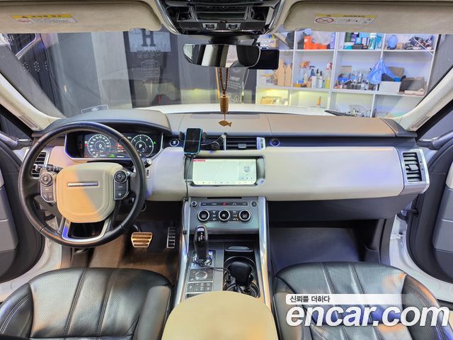 Land Rover Range Rover Sport 2017 — photo 7