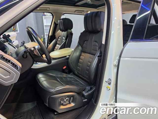Land Rover Range Rover Sport 2017 — photo 16