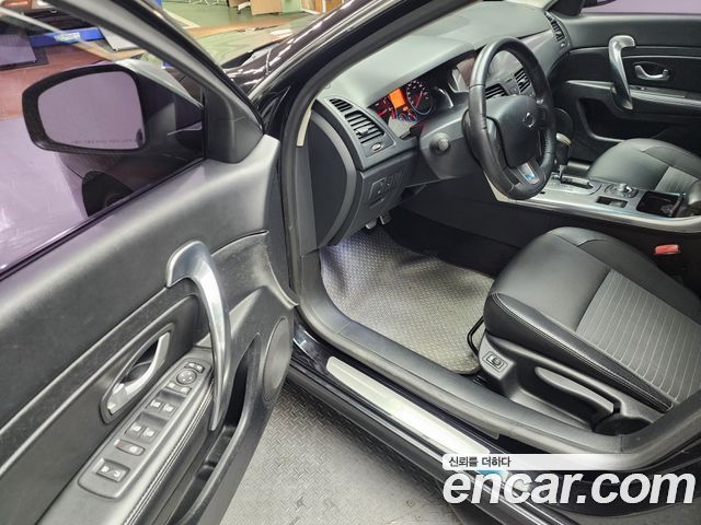 Renault Korea SM5  2010 — photo 7