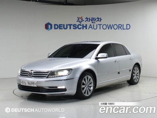 Volkswagen Phaeton 2013 — photo 1