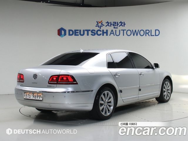 Volkswagen Phaeton 2013 — photo 2