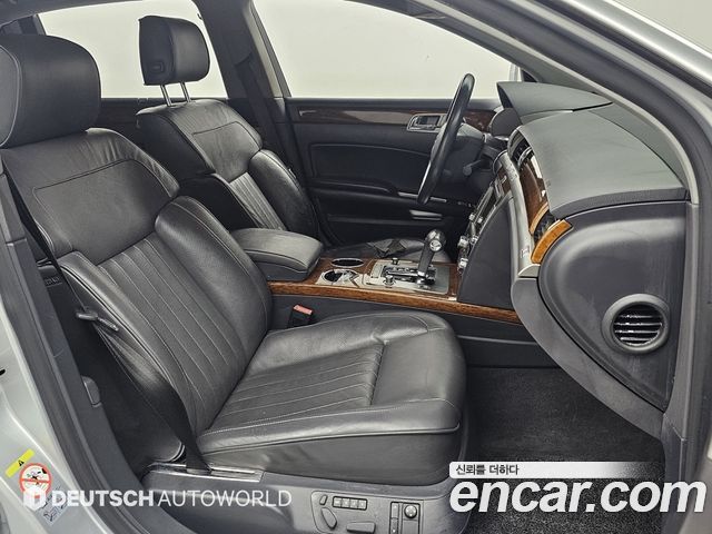 Volkswagen Phaeton 2013 — photo 10