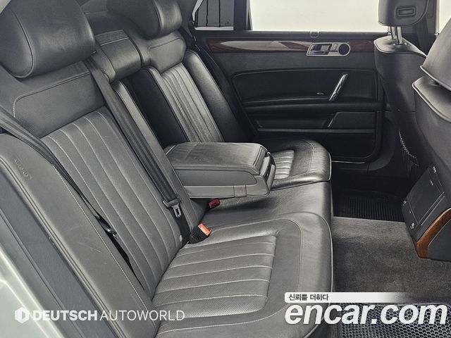 Volkswagen Phaeton 2013 — photo 12