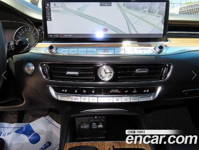 Kia K9 2022 — photo 15