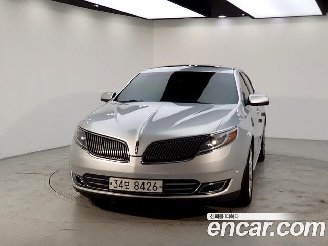 Lincoln MKS 2015 — photo 3