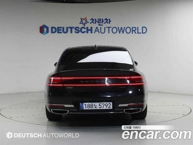 Genesis G90 2022 — photo 4