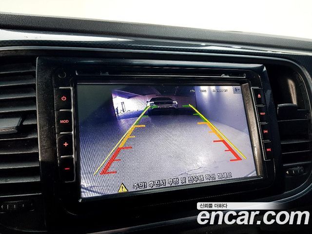Volkswagen Beatle 2015 — photo 12