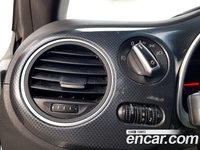 Volkswagen Beatle 2015 — photo 14