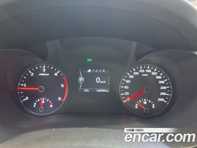 Kia K5 2016 — photo 10