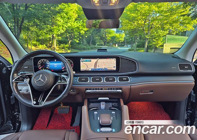 Mercedes-Benz GLE-Class 2024 — photo 9