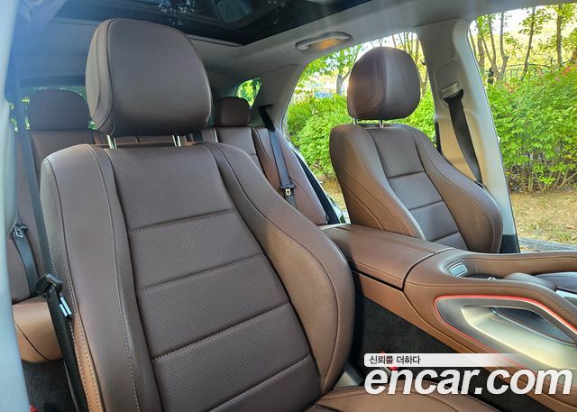 Mercedes-Benz GLE-Class 2024 — photo 11
