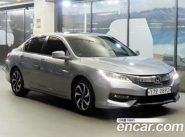 Honda Accord 2016 — photo 3