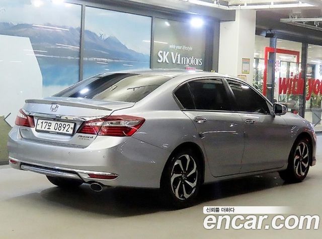 Honda Accord 2016 — photo 4
