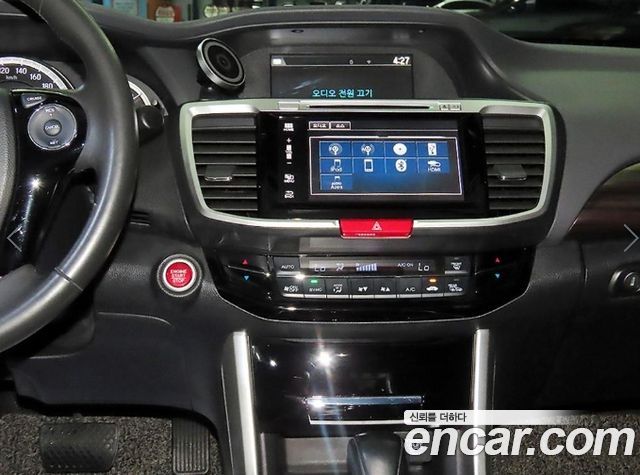 Honda Accord 2016 — photo 19