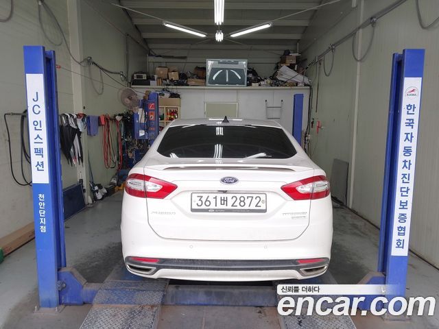 Ford Fusion 2013 — photo 4