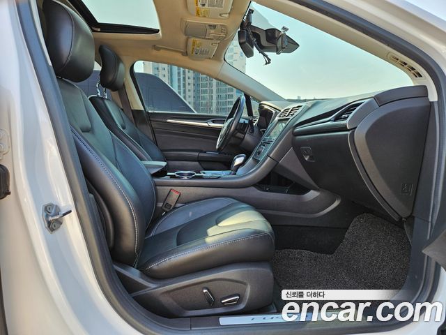 Ford Fusion 2013 — photo 11