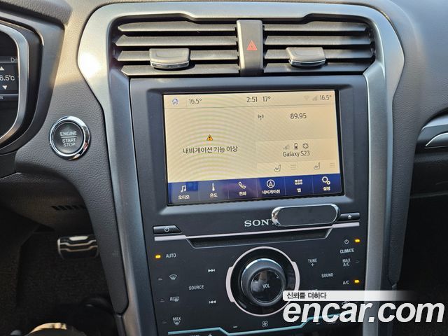 Ford Fusion 2013 — photo 14