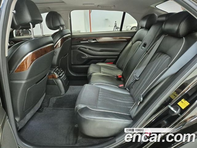 Genesis EQ900 2017 — photo 13
