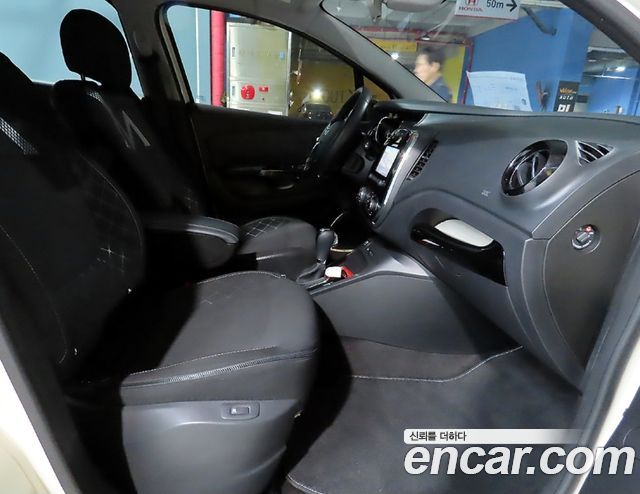Renault Korea QM3 2015 — photo 8