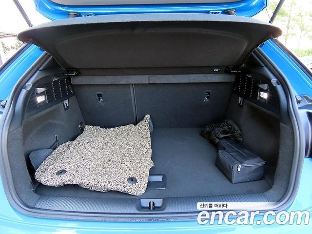 Audi Q2 2023 — photo 17