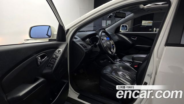 Hyundai Tucson 2011 — photo 10
