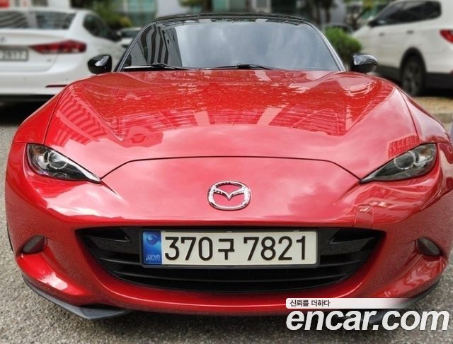 Mazda MX-5 Miata 2017 — photo 2