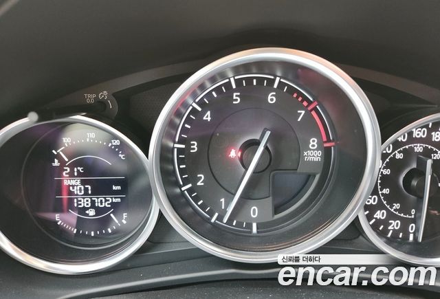 Mazda MX-5 Miata 2017 — photo 10
