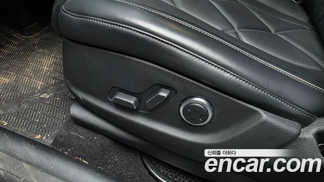Genesis GV80 2024 — photo 31