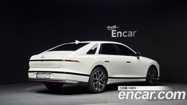 Hyundai Grandeur 2023 — photo 2