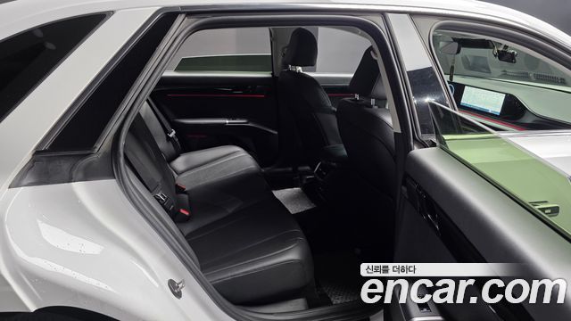 Hyundai Grandeur 2023 — photo 17