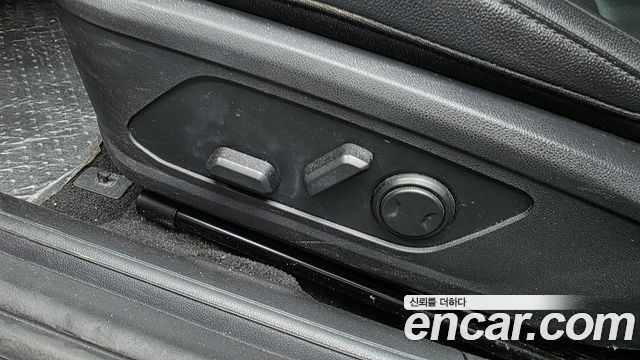 Hyundai Grandeur 2023 — photo 28