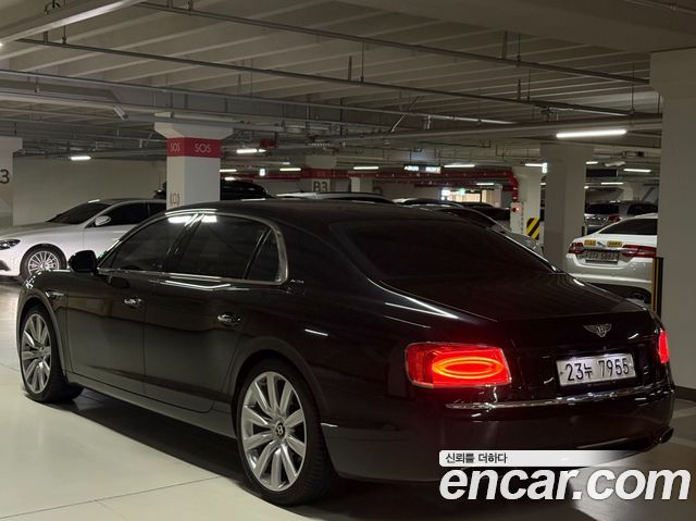 Bentley Flying Spur 2014 — photo 3