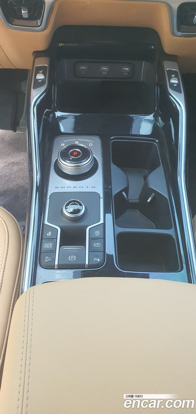 Kia Sorento 2022 — photo 11