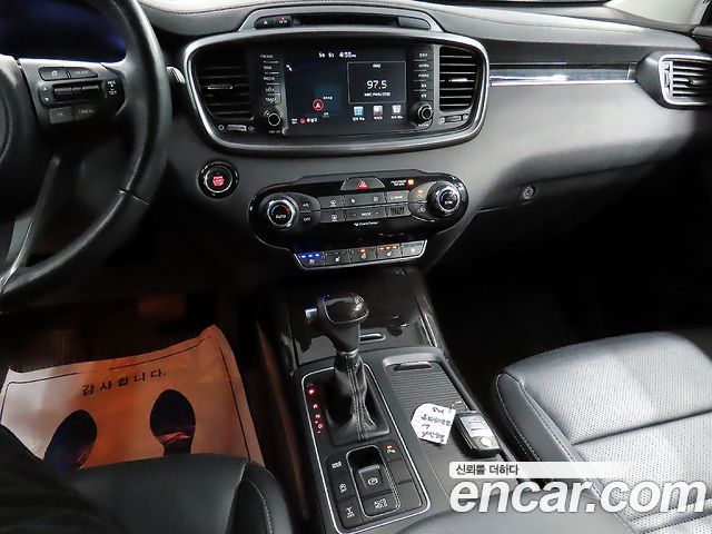 Kia Sorento 2017 — photo 9