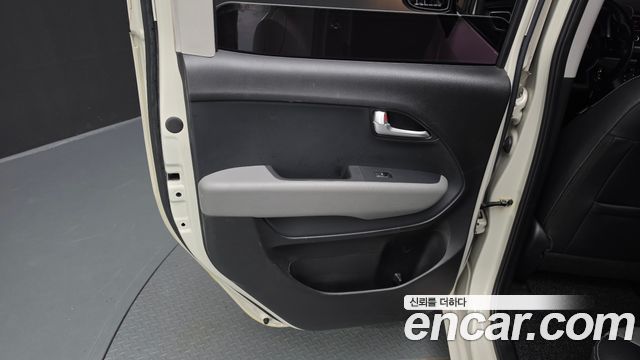 Kia RAY 2018 — photo 15