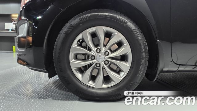 Kia Canival 2019 — photo 5