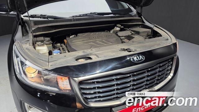 Kia Canival 2019 — photo 6