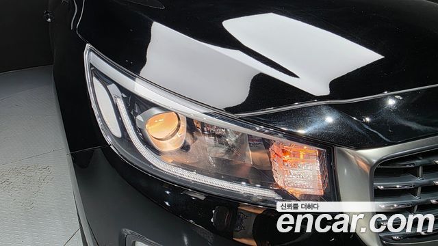 Kia Canival 2019 — photo 8
