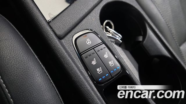 Kia Niro 2018 — photo 23