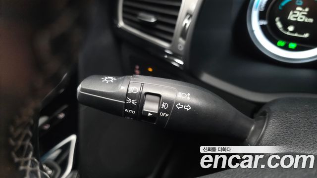Kia Niro 2018 — photo 26