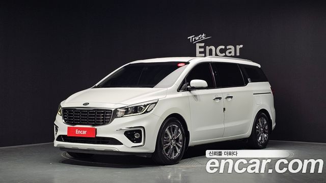 Kia Canival 2019 — photo 1