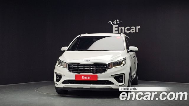 Kia Canival 2019 — photo 3