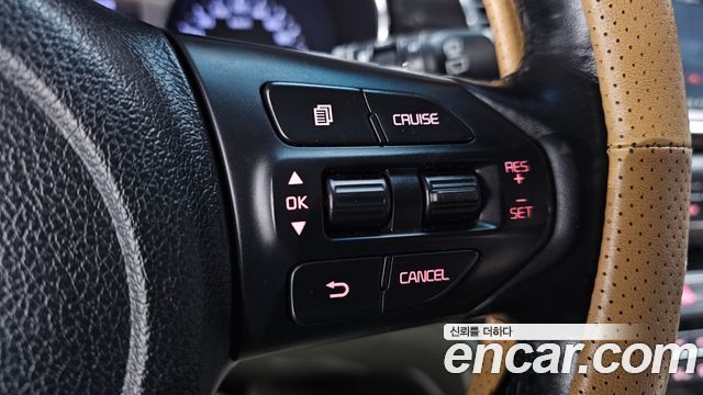Kia Canival 2019 — photo 23