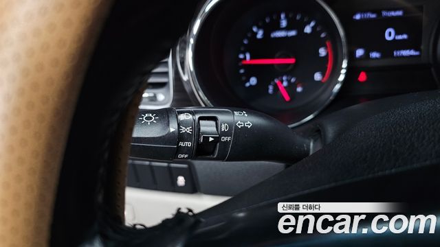Kia Canival 2019 — photo 30