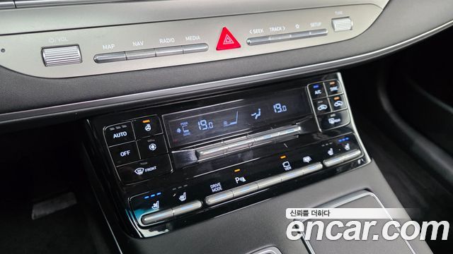 Hyundai Grandeur 2020 — photo 31