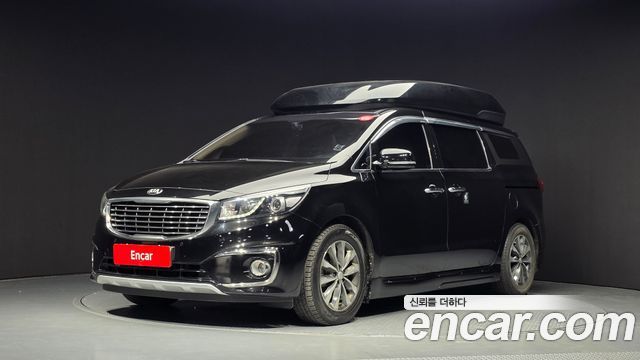 Kia Canival 2018 — photo 1